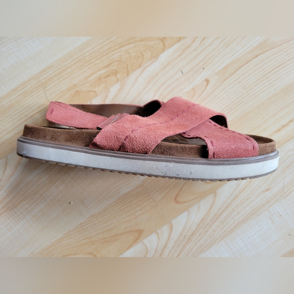 Toms Marisa Criss Cross Sandal - Picture 2 of 4
